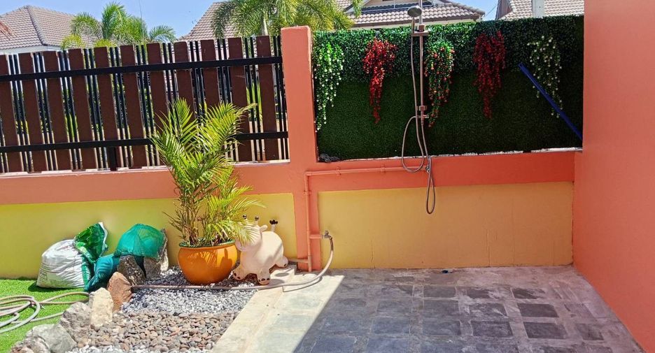 For sale 3 bedrooms villa in Cha Am, Phetchaburi