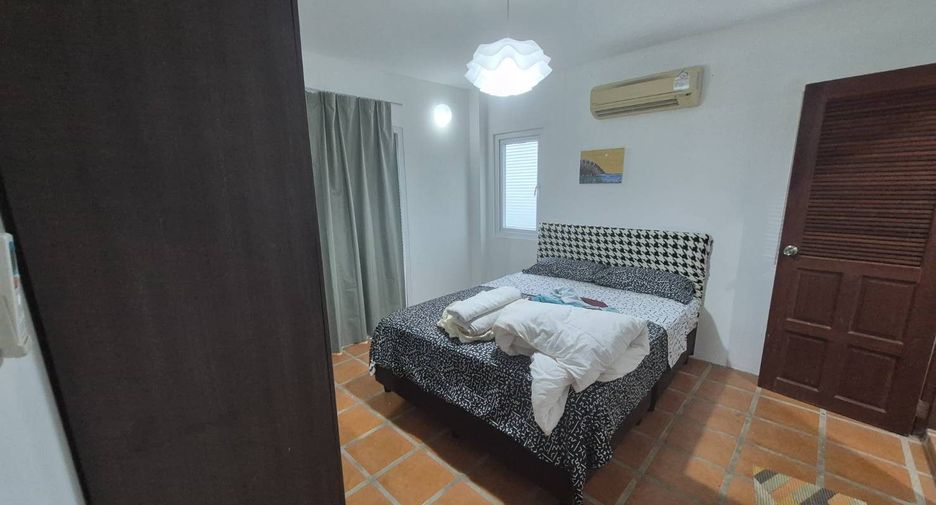 For rent 6 bedrooms villa in Hua Hin, Prachuap Khiri Khan