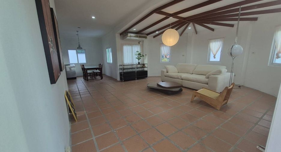 For rent 6 bedrooms villa in Hua Hin, Prachuap Khiri Khan