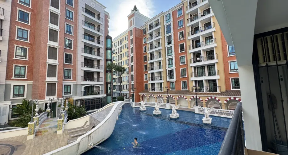 For rent 2 bedrooms condo in Jomtien, Pattaya