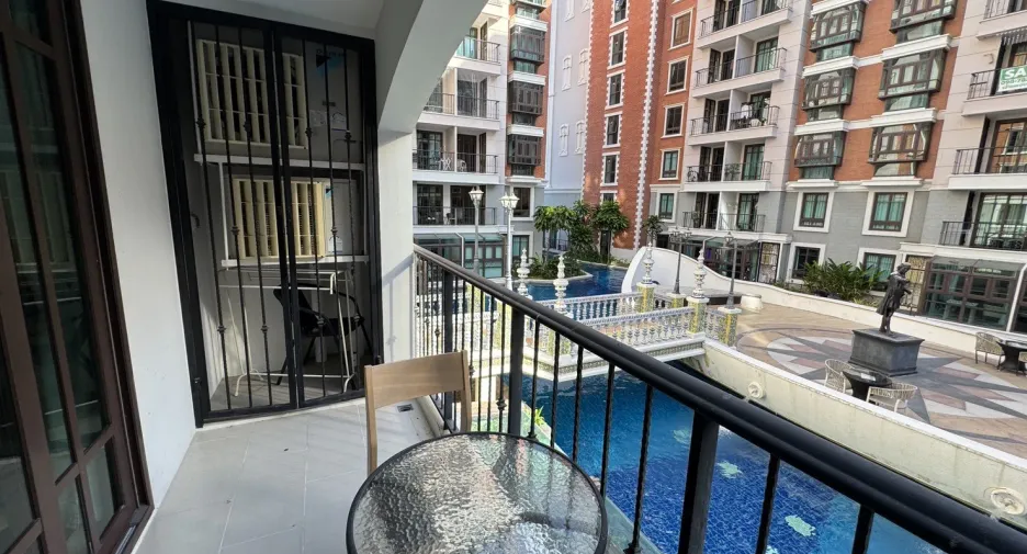 For rent 2 bedrooms condo in Jomtien, Pattaya