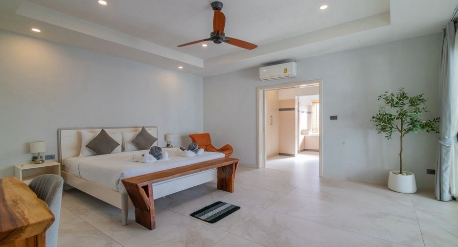 For rent 5 bedrooms villa in Bang Lamung, Chonburi