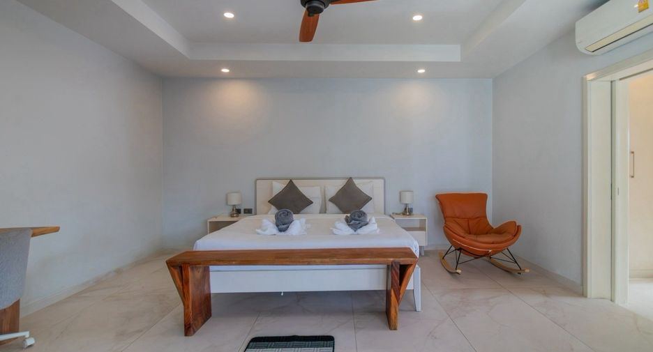 For rent 5 bedrooms villa in Bang Lamung, Chonburi