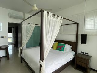 Villa en venta y en alquiler de 3 habitaciones en Mueang Phuket, Phuket