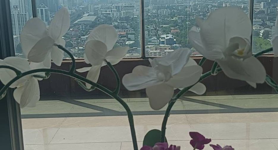 For sale スタジオ condo in Suan Luang, Bangkok