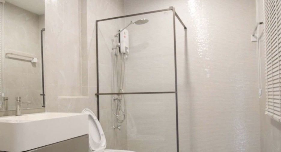 Reihenhaus zur Miete mit 3 Zimmer in Mueang Samut Prakan, Samut Prakan