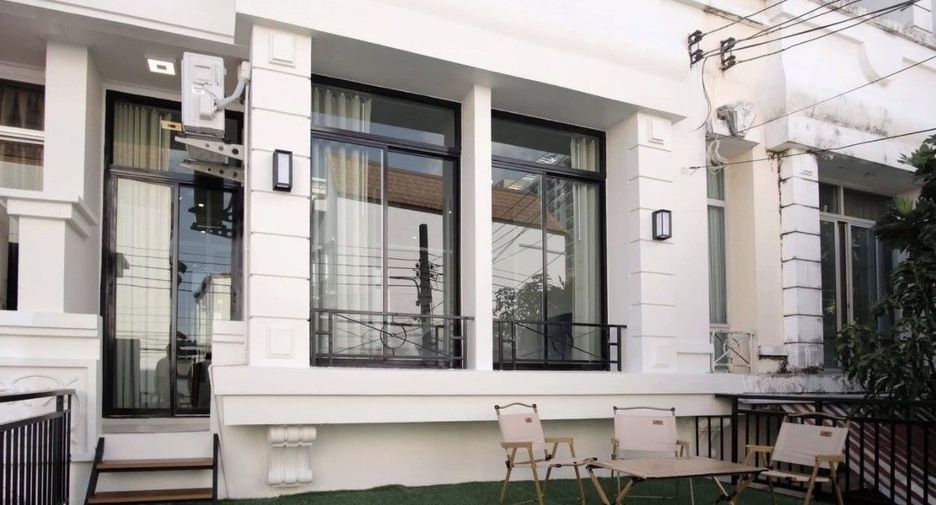 Reihenhaus zur Miete mit 3 Zimmer in Mueang Samut Prakan, Samut Prakan