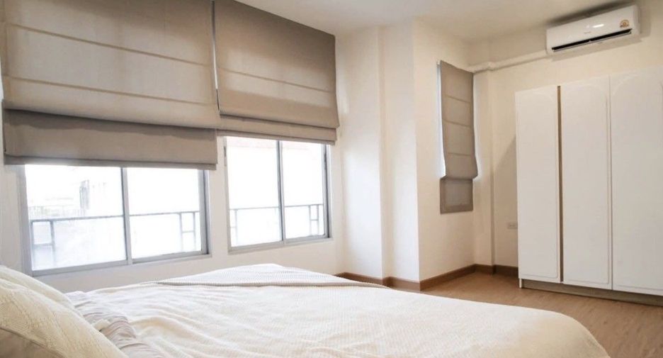 Reihenhaus zur Miete mit 3 Zimmer in Mueang Samut Prakan, Samut Prakan