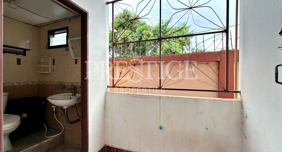 For sale 24 bedrooms retail Space in Bang Lamung, Chonburi