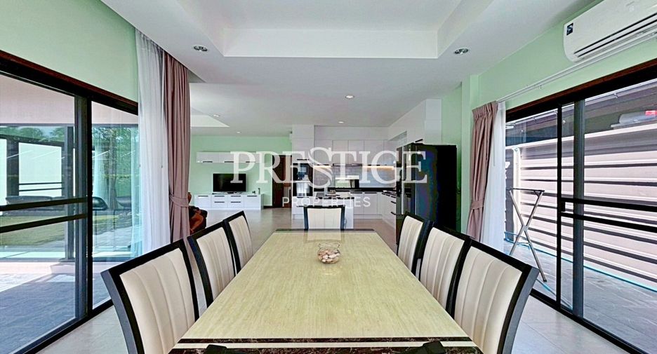 Casa en alquiler de 3 habitaciones en Huay Yai, Pattaya