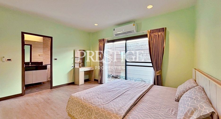 Casa en alquiler de 3 habitaciones en Huay Yai, Pattaya