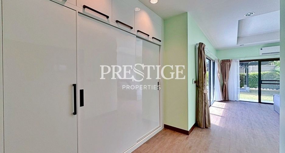 Casa en alquiler de 3 habitaciones en Huay Yai, Pattaya