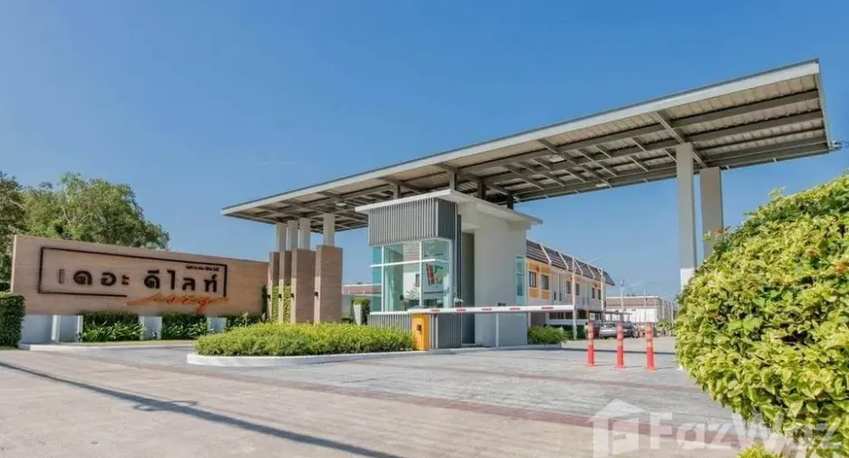 For sale 3 bedrooms townhouse in Bang Lamung, Chonburi