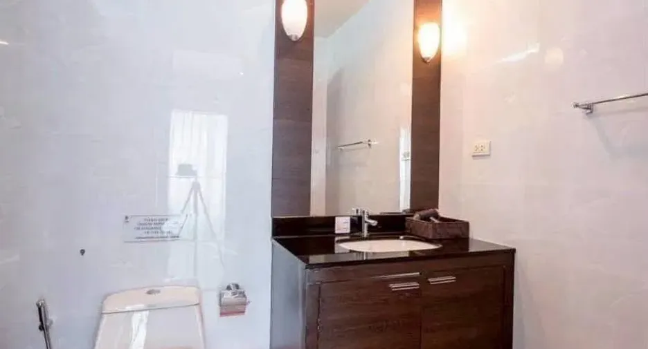 For rent 3 bedrooms villa in Bang Lamung, Chonburi