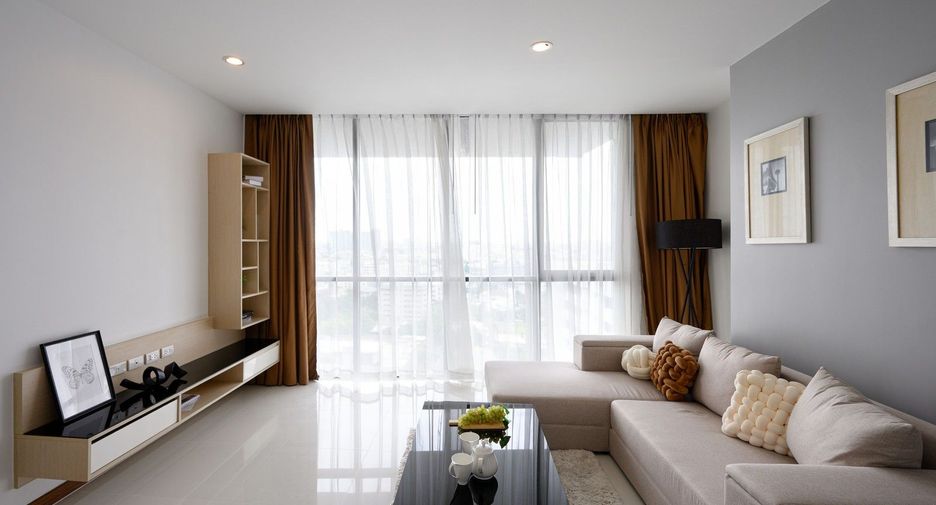 Wohnung zum Kauf mit 2 Zimmer in Watthana, Bangkok