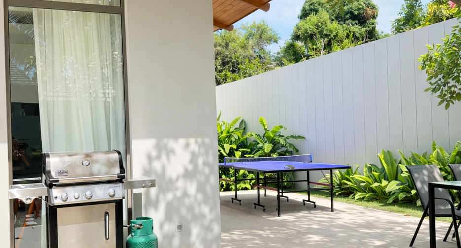 For rent 4 bedrooms villa in Thalang, Phuket