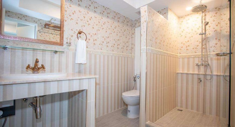 Condo en alquiler de 2 habitaciones en Mueang Chiang Mai, Chiang Mai
