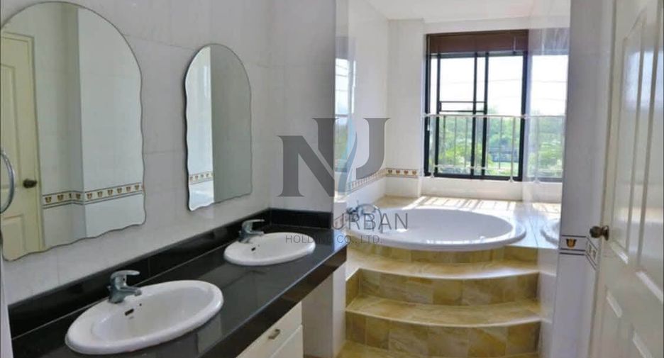 For sale and for rent 6 bedrooms house in Bang Lamung, Chonburi