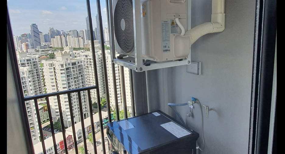 For rent 1 Beds condo in Huai Khwang, Bangkok