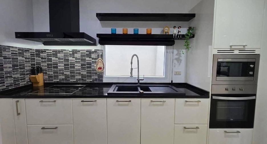Villa zur Miete mit 3 Zimmer in Bang Lamung, Chonburi