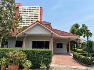 For Rent 2 Bedroom House In Bang Lamung, Chonburi