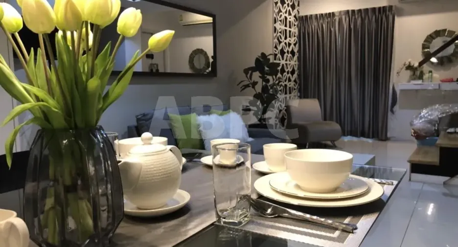 For rent 4 bedrooms townhouse in Bang Lamung, Chonburi