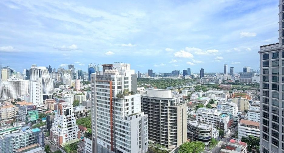 À vendre 2 chambres condo à Pathum Wan, Bangkok