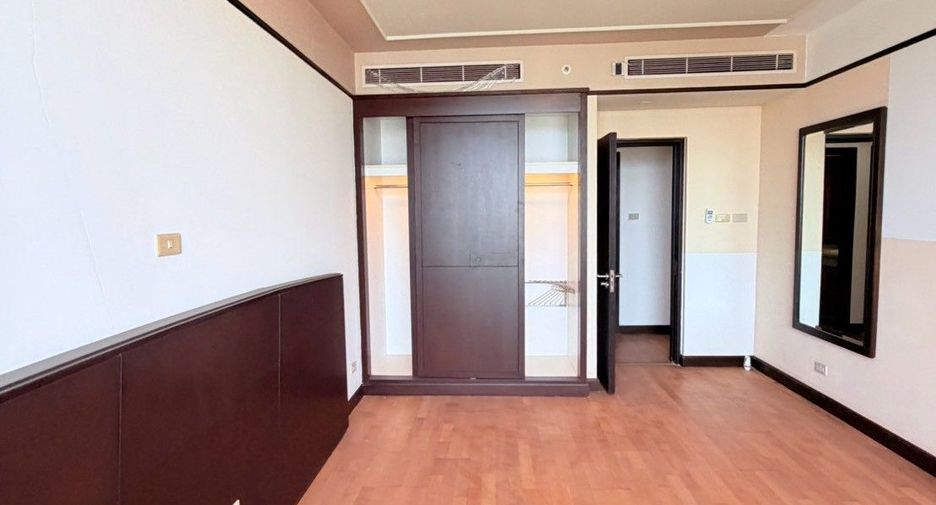 À vendre 2 chambres condo à Pathum Wan, Bangkok