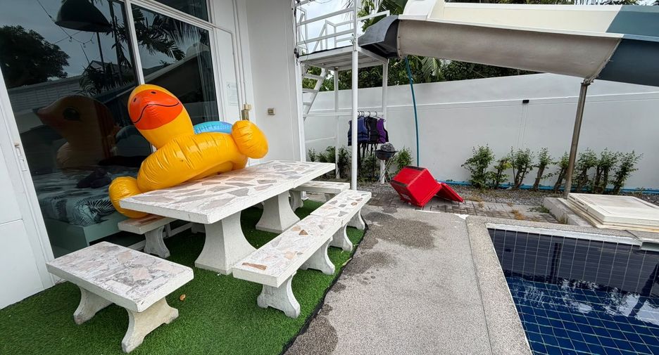 For rent 3 bedrooms villa in Cha Am, Phetchaburi
