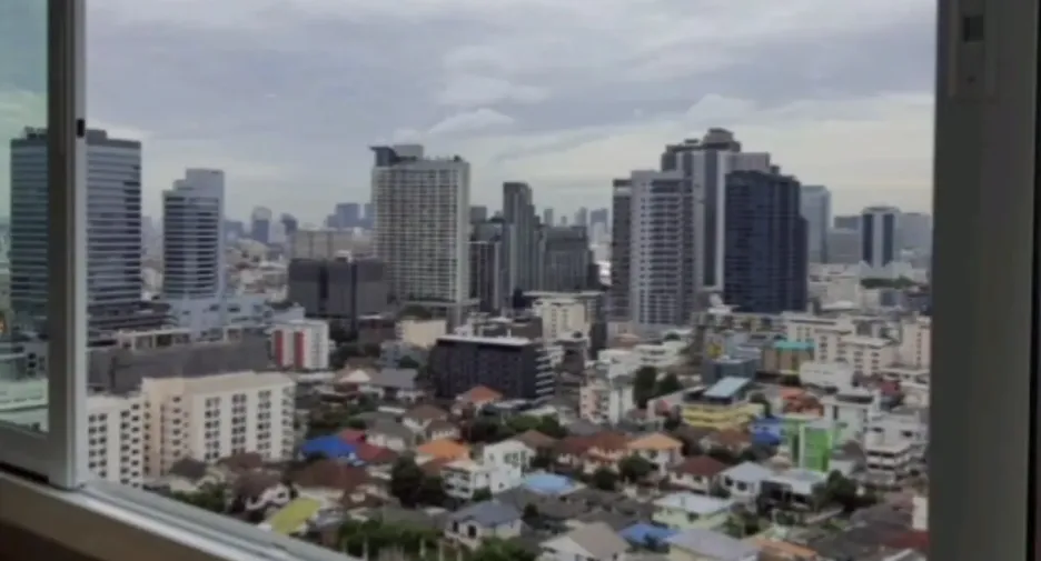 For rent 1 Beds condo in Huai Khwang, Bangkok