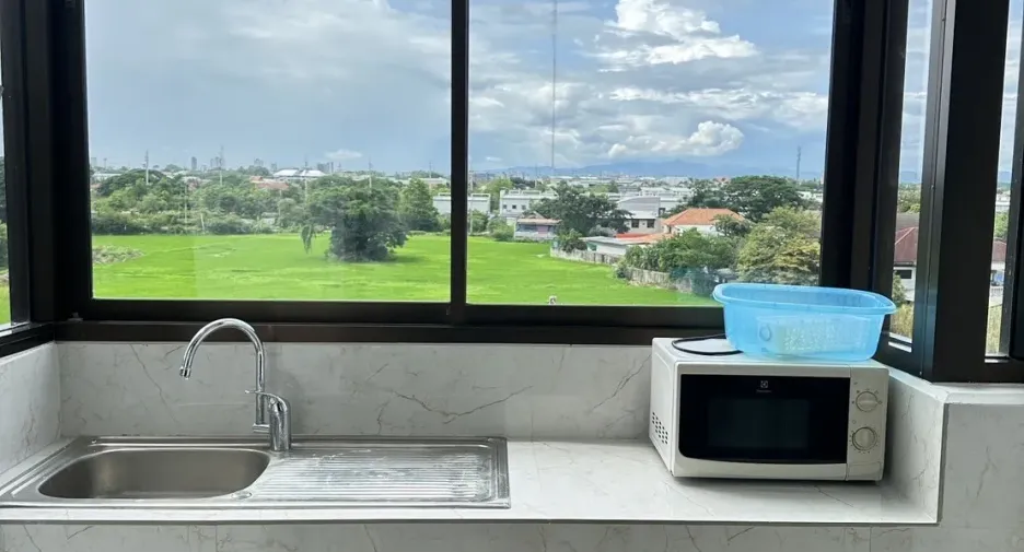 For sale studio condo in Saraphi, Chiang Mai
