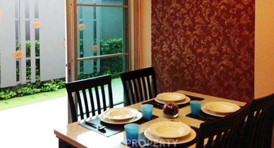 For sale 2 bedrooms condo in Watthana, Bangkok