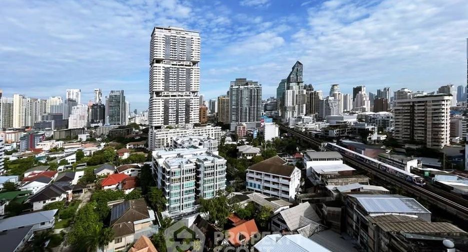 For sale 1 bed condo in Khlong Toei, Bangkok