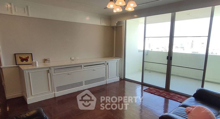 Apartment zur Miete mit 3 Zimmer in Watthana, Bangkok