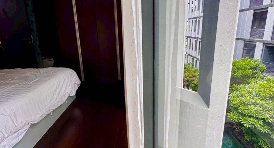 For rent 2 bedrooms condo in Watthana, Bangkok