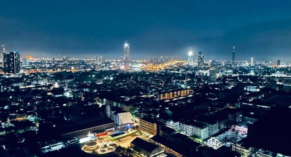 For rent 2 ベッドルーム condo in Yan Nawa, Bangkok