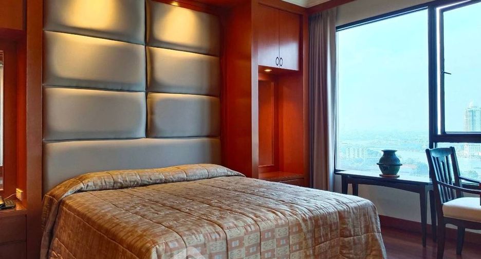 For rent 1 bed condo in Khlong San, Bangkok