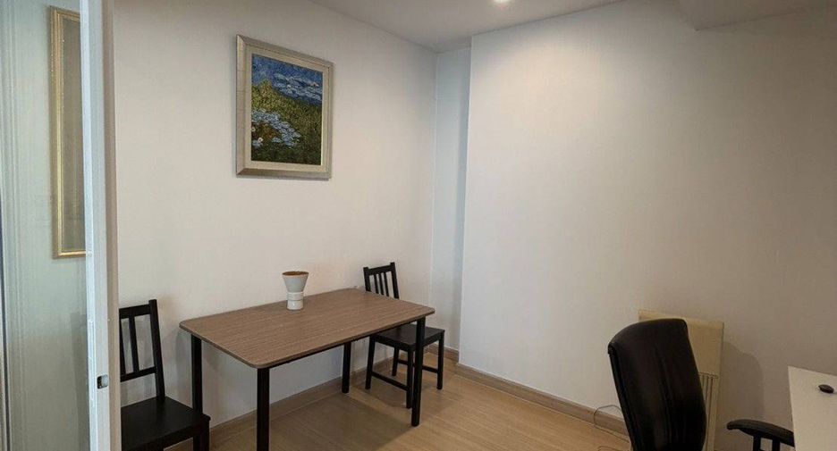 Wohnung zur Miete mit 3 Zimmer in Yan Nawa, Bangkok