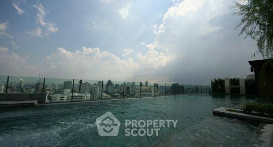 For rent 1 bed condo in Watthana, Bangkok