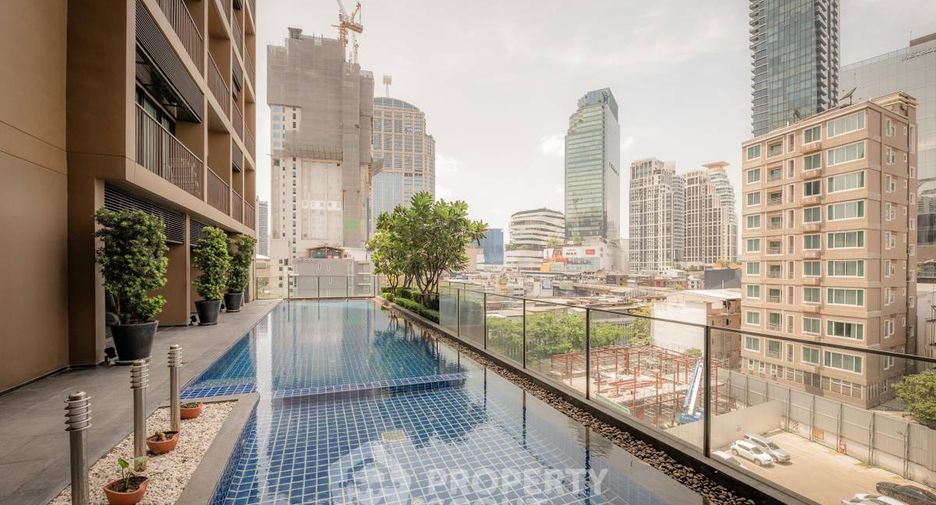 For rent 1 bed condo in Khlong Toei, Bangkok