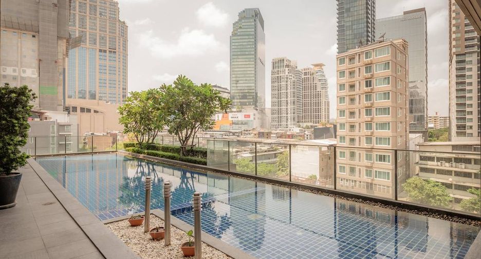For rent 1 bed condo in Khlong Toei, Bangkok