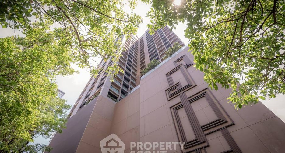 For rent 1 bed condo in Khlong Toei, Bangkok