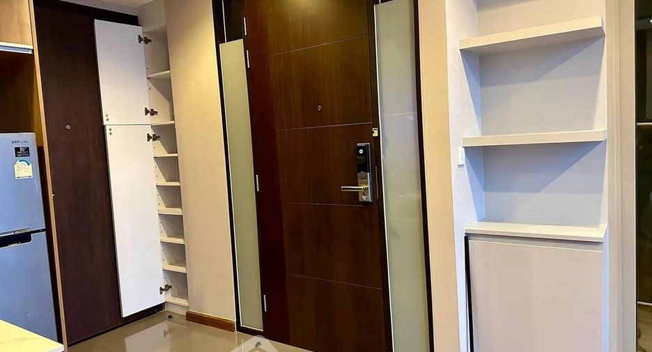 Аренда 1 кровать кондо в Патхум Щан, Бангкок