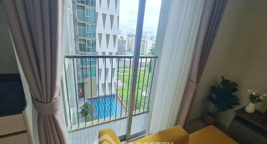 For rent 2 ベッドルーム condo in Huai Khwang, Bangkok