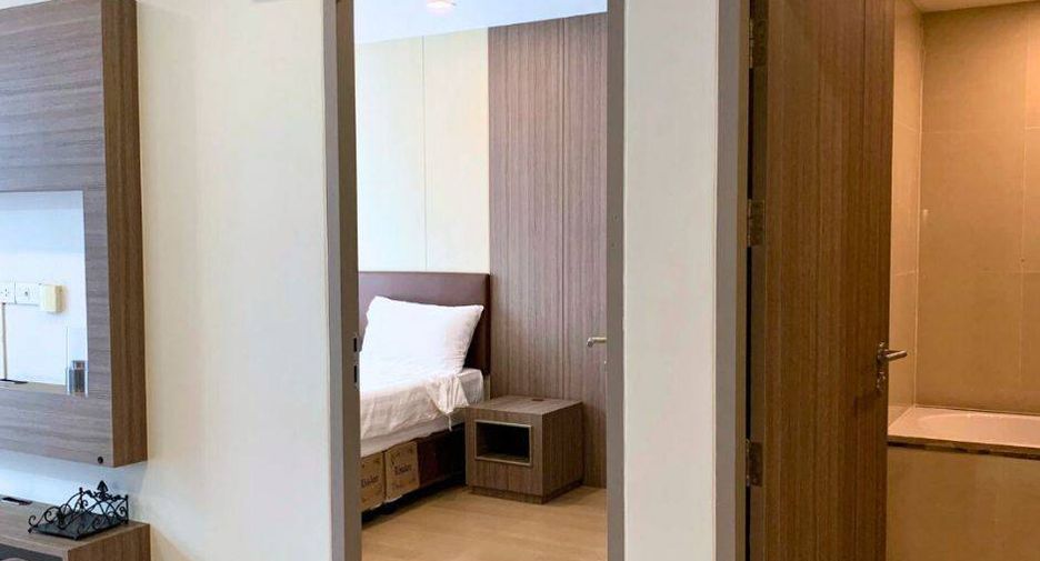 For rent 1 bed condo in Watthana, Bangkok
