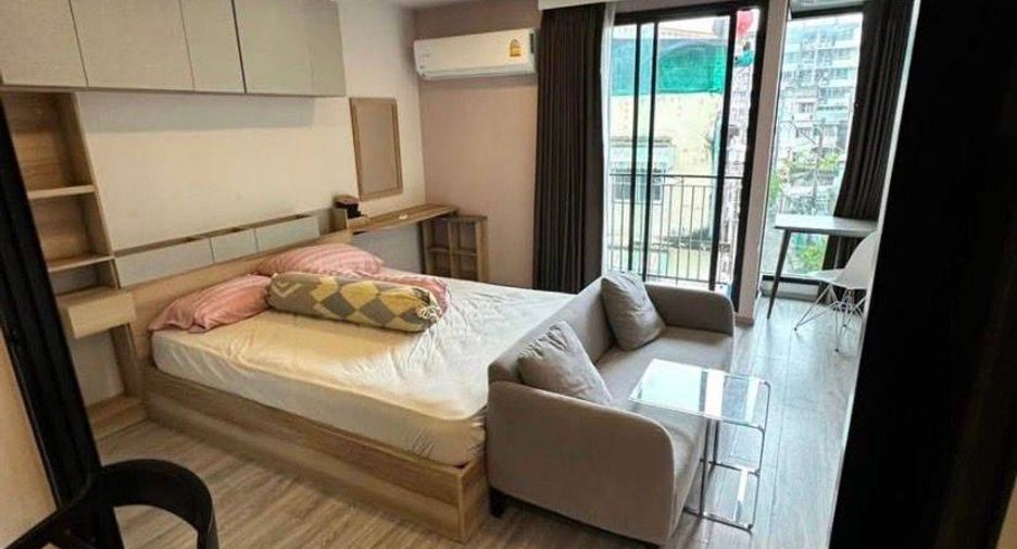 For rent 1 bed condo in Pathum Wan, Bangkok