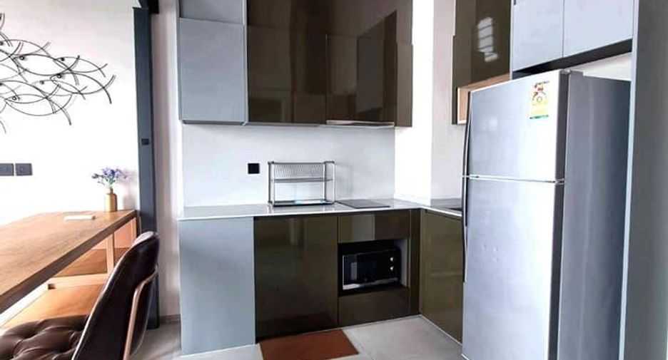 For rent 1 bed condo in Pathum Wan, Bangkok