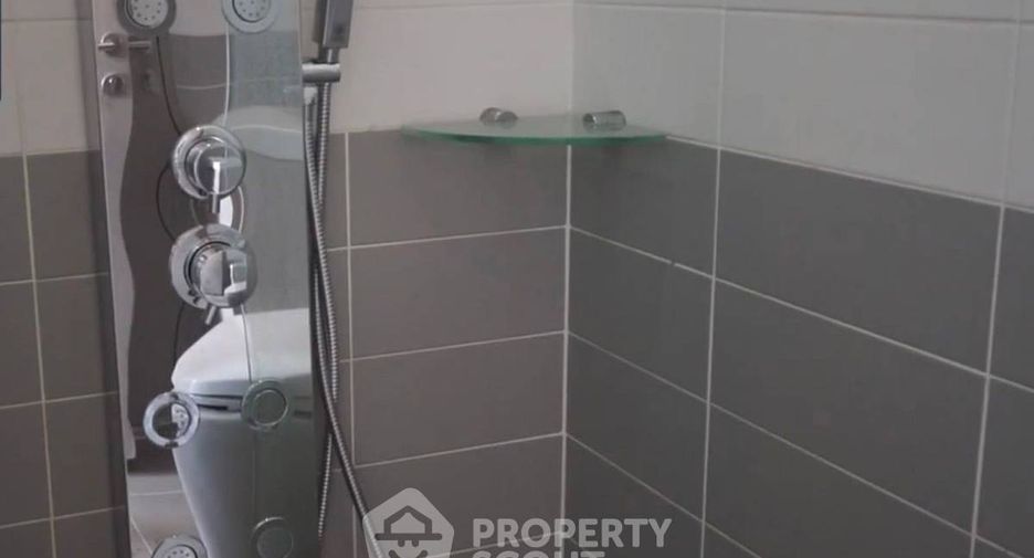 Condo en alquiler de 1 habitaciones en Phra Khanong, Bangkok