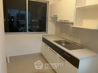 Condo en alquiler de 2 habitaciones en Phasi Charoen, Bangkok