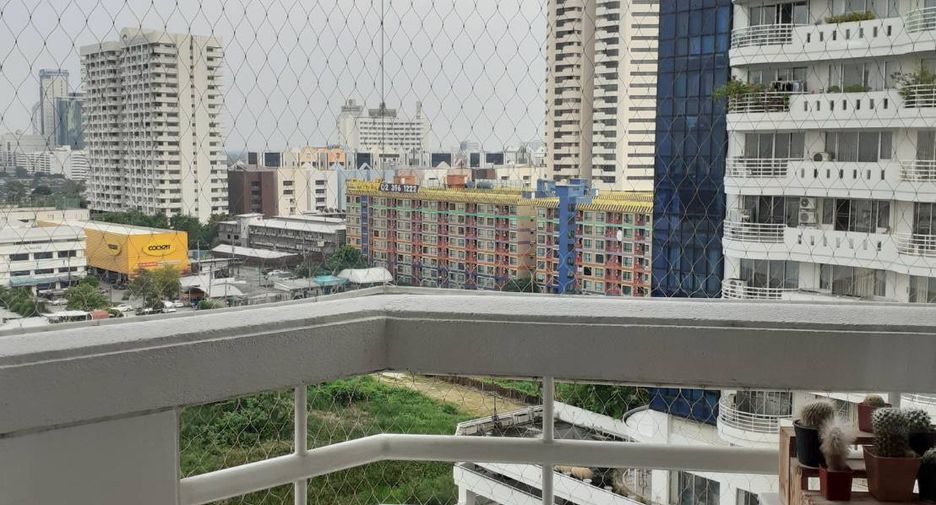 For rent 1 bed condo in Bang Na, Bangkok